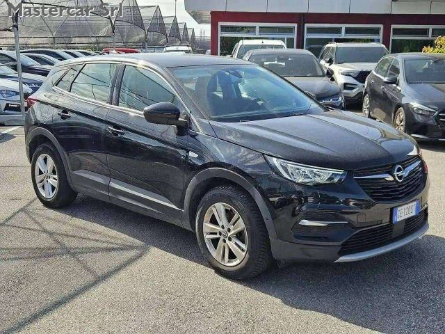 OPEL Grandland X usata, con Antifurto