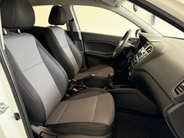 HYUNDAI i20 usata, con Servosterzo