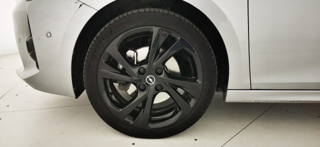 OPEL Corsa usata, con USB