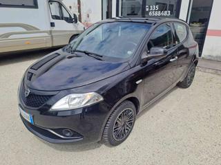 LANCIA Ypsilon usata 23