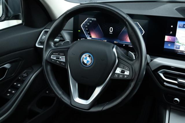 BMW 320 usata, con Apple CarPlay