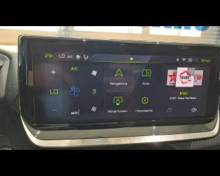 PEUGEOT 208 usata, con USB