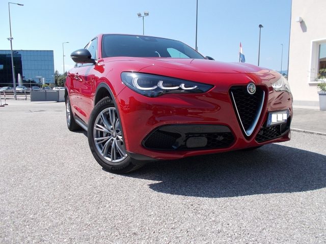 ALFA ROMEO Stelvio usata, con Airbag laterali