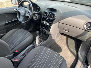 OPEL Corsa usata, con Boardcomputer