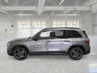 MERCEDES-BENZ GLB 200 usata, con Airbag