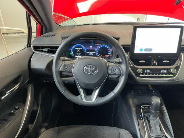 TOYOTA Corolla usata, con USB