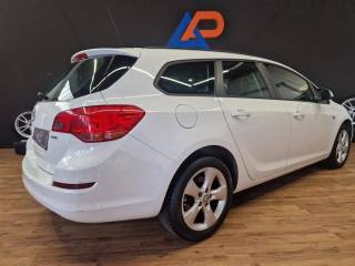 OPEL Astra usata, con Autoradio