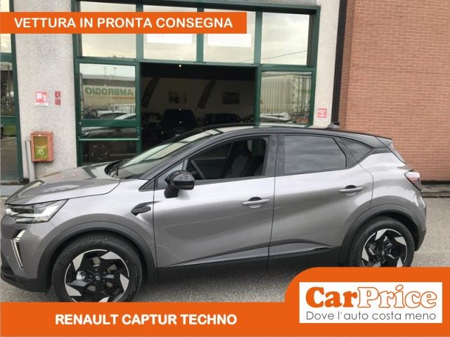 RENAULT Captur usata, con Autoradio