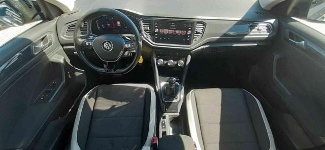 VOLKSWAGEN T-Roc usata, con Sensori di parcheggio posteriori