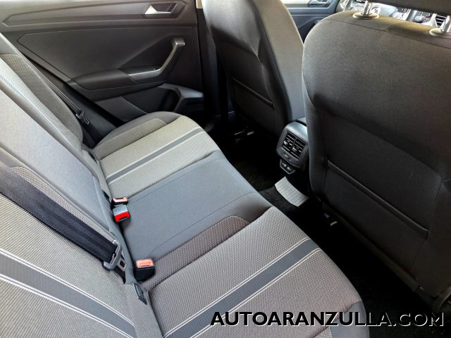 VOLKSWAGEN T-Roc usata, con Park Distance Control