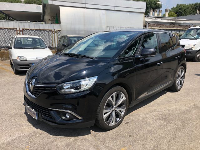 RENAULT Scenic usata, con Airbag