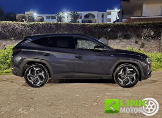 HYUNDAI Tucson usata, con Sedile posteriore sdoppiato