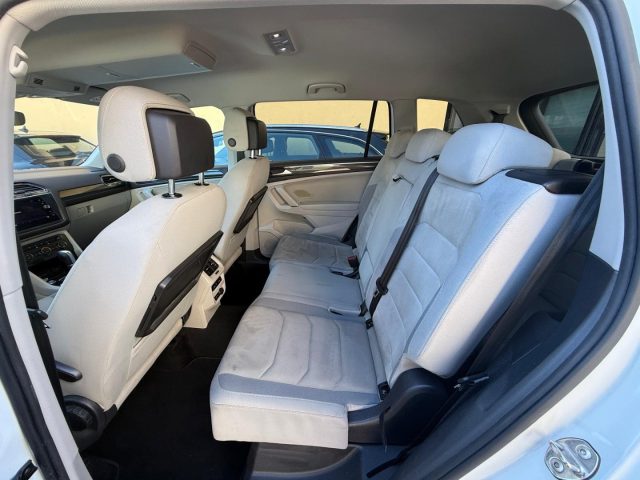 VOLKSWAGEN Tiguan Allspace usata, con Fendinebbia