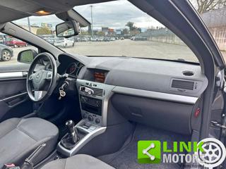 OPEL Astra usata, con Specchietti laterali elettrici