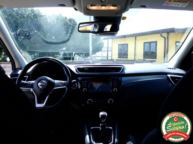 NISSAN Qashqai usata, con Lettore CD