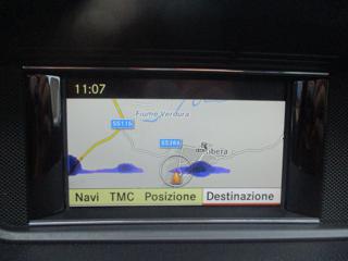 MERCEDES-BENZ E 220 usata, con Sensori di parcheggio anteriori