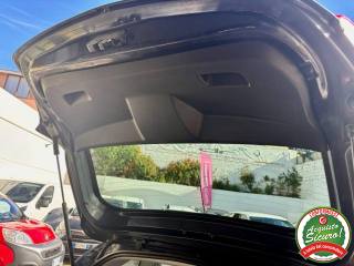 OPEL Corsa usata, con Volante in pelle