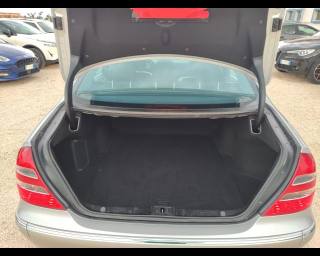 MERCEDES-BENZ E 280 usata, con Airbag testa