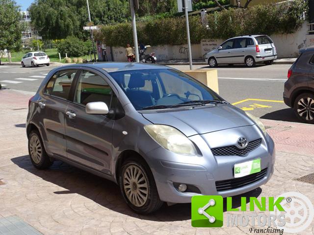 TOYOTA Yaris usata, con Airbag laterali