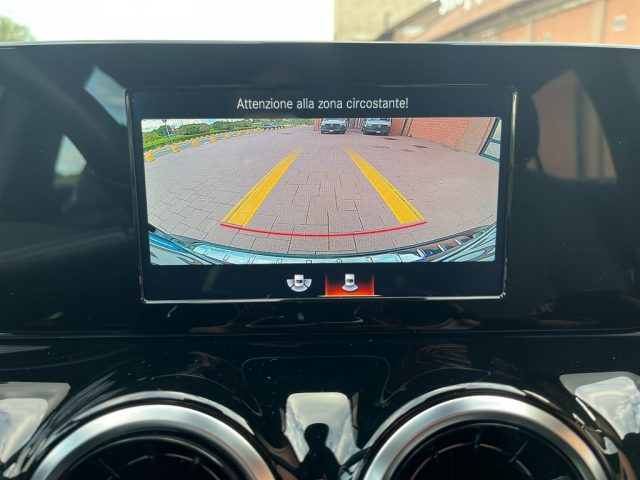 MERCEDES-BENZ GLA 250 usata, con Climatizzatore