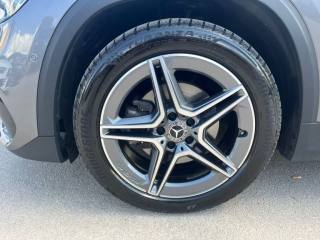 MERCEDES-BENZ GLA 200 usata, con Fari LED