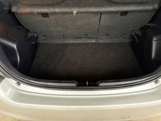 TOYOTA Yaris usata, con Bluetooth