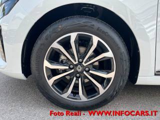 RENAULT Clio usata, con Autoradio digitale
