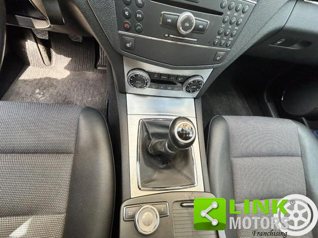 MERCEDES-BENZ C 220 usata, con Autoradio