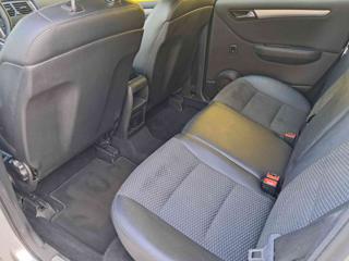 MERCEDES-BENZ B 180 usata, con Specchietti laterali elettrici