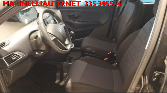 LANCIA Ypsilon usata, con Autoradio