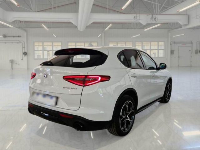 ALFA ROMEO Stelvio usata, con Airbag