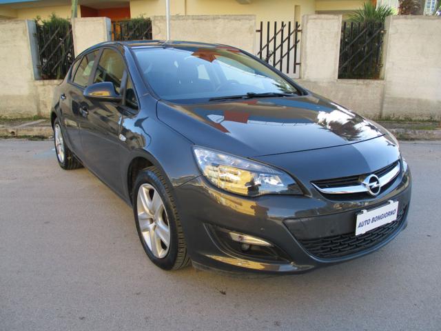 OPEL Astra usata, con Airbag