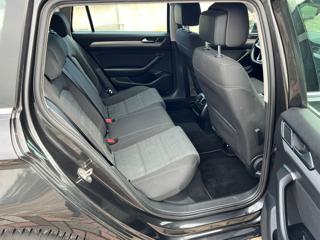 VOLKSWAGEN Passat Variant usata, con Cruise Control