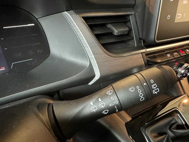 NISSAN Townstar usata 25