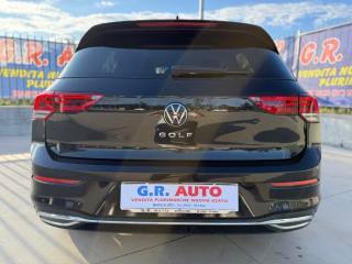 VOLKSWAGEN Golf usata, con Autoradio