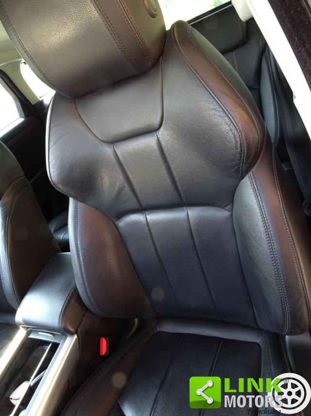 LAND ROVER Range Rover Evoque usata, con Leve al volante