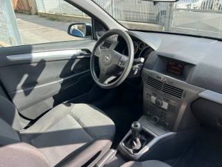 OPEL Astra usata, con Chiusura centralizzata