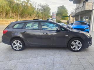 OPEL Astra usata, con Autoradio