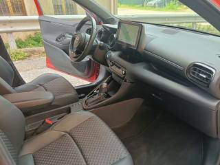 TOYOTA Yaris usata, con Specchietti laterali elettrici