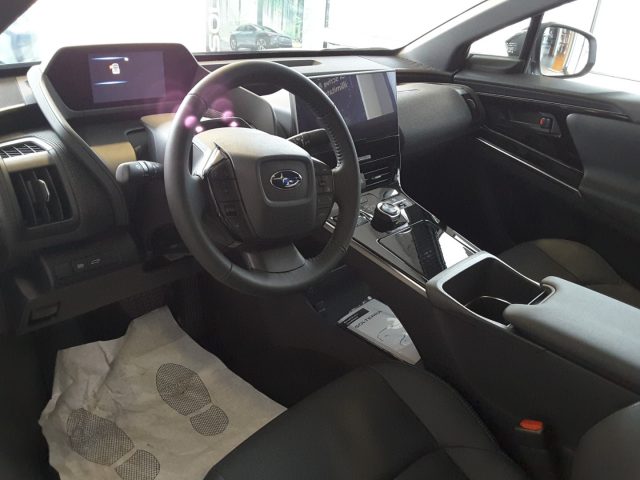 SUBARU Solterra usata, con Cerchi in lega