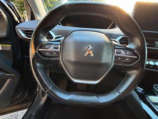 PEUGEOT 3008 usata, con Boardcomputer