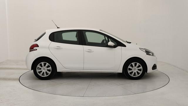 PEUGEOT 208 usata, con Autoradio