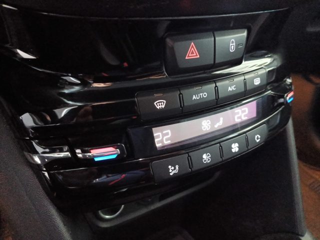 PEUGEOT 208 usata, con Climatizzatore