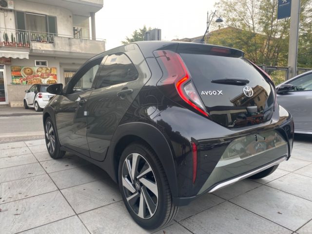 TOYOTA Aygo X usata, con USB