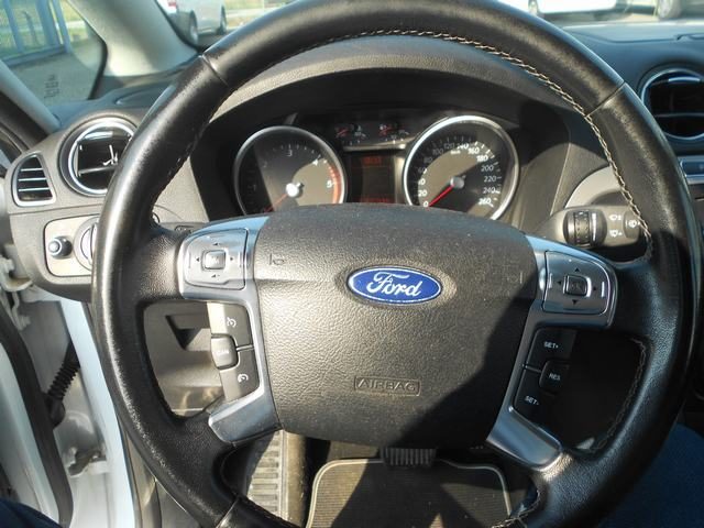 FORD S-Max usata, con Controllo trazione