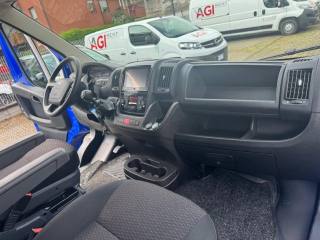 PEUGEOT Boxer usata, con Fendinebbia