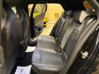 VOLKSWAGEN Golf usata, con Sedili sportivi