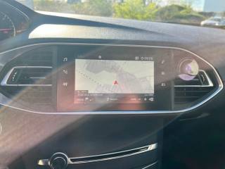 PEUGEOT 308 usata, con Controllo automatico clima