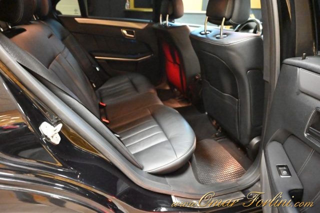 MERCEDES-BENZ E 300 usata 151