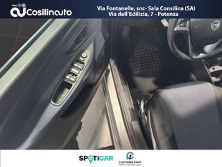 LANCIA Ypsilon usata, con Touch screen